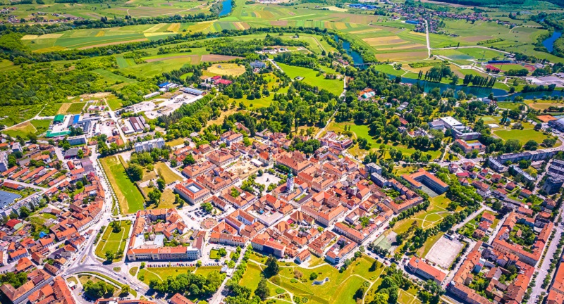 Naslovna
